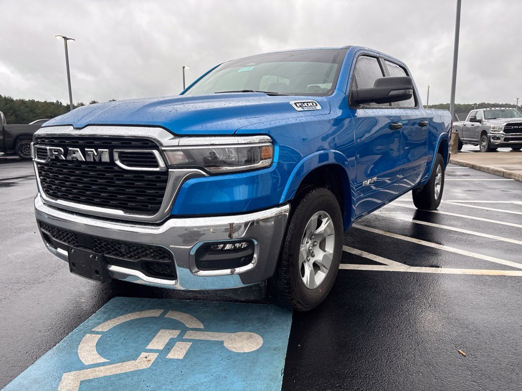 Used 2025 RAM 1500 Big Horn AWD/4WD image 5