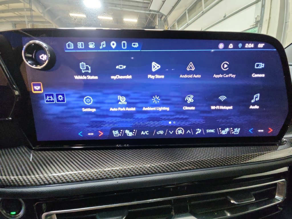 Certified 2025 Chevrolet Traverse High Country w/ LPO, Floor Liner Package AWD/4WD image 19