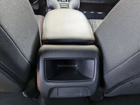 Used 2024 Honda HR-V Sport image 17