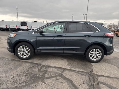 Used 2022 Ford Edge SEL w/ Convenience Package image 6