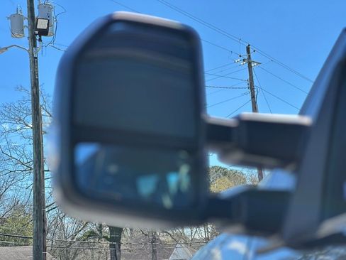 Certified 2022 Ford F250 XLT w/ Black Appearance Package image 14