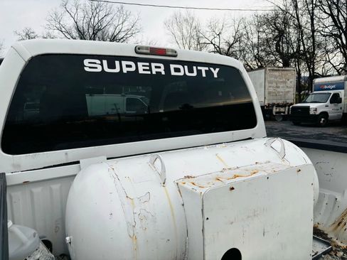 Used 2014 Ford F350 XL image 5