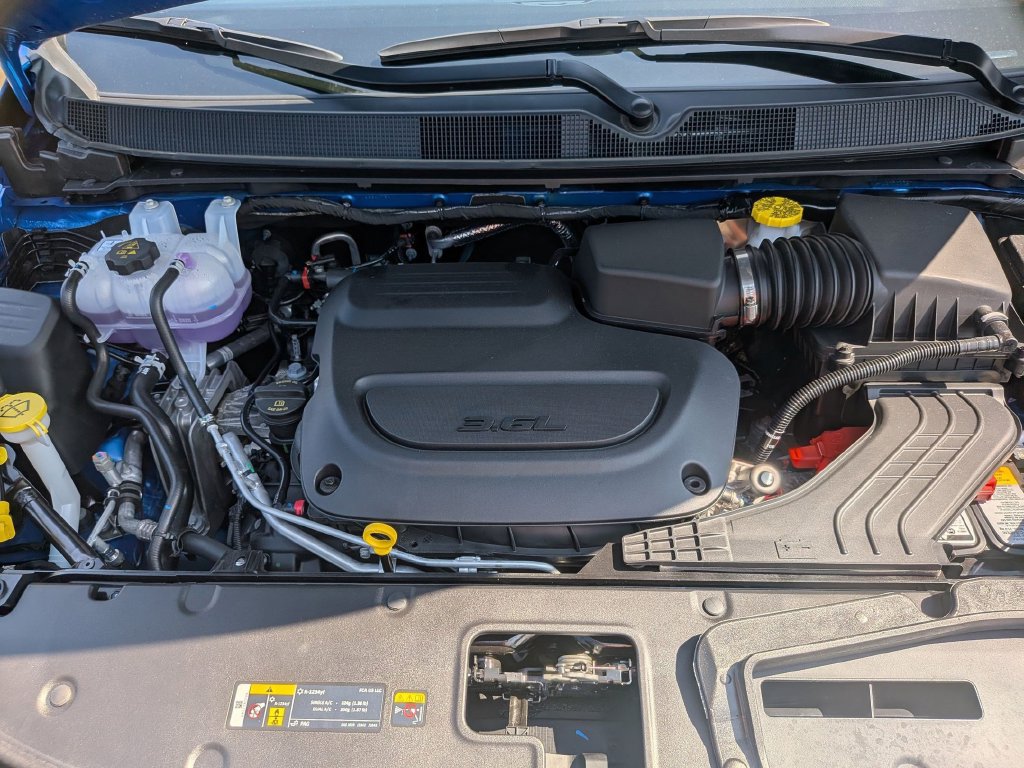 New 2027 Chrysler Pacifica Select FWD image 33