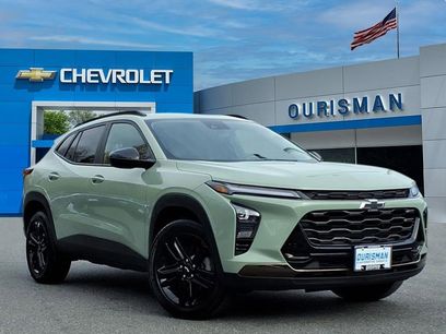 Used 2025 Chevrolet Trax ACTIV w/ Sunroof Package