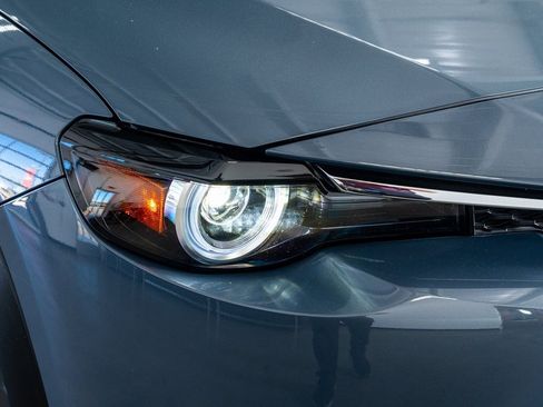 Used 2022 MAZDA MX-30 Electric w/ Premium Package image 18