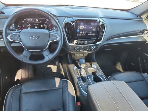 Used 2023 Chevrolet Traverse Premier w/ Redline Edition image 17