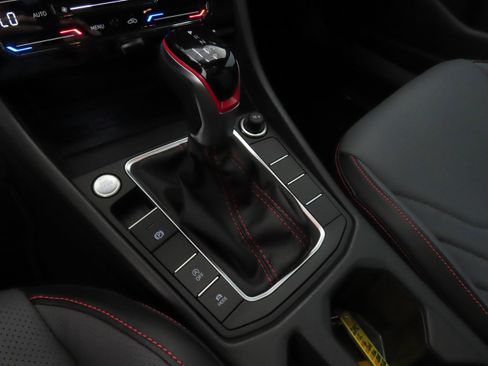 New 2026 Volkswagen Jetta GLI Autobahn FWD image 15