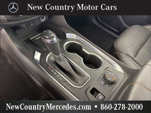 Used 2018 Chevrolet Traverse Premier image 30