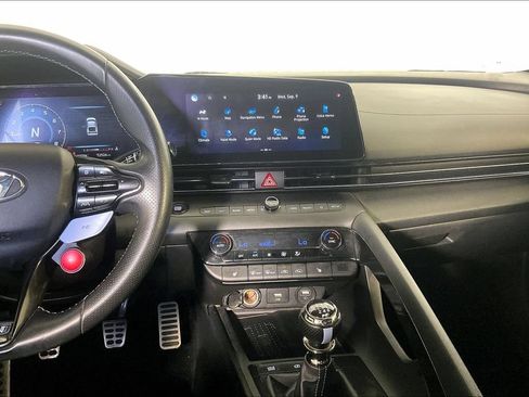 Used 2022 Hyundai Elantra N FWD image 8
