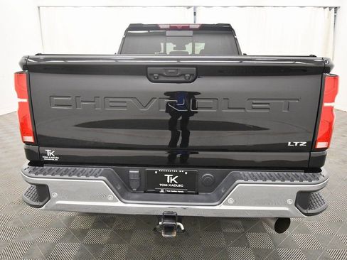 Used 2024 Chevrolet Silverado 2500 LTZ w/ LTZ Plus Package image 6