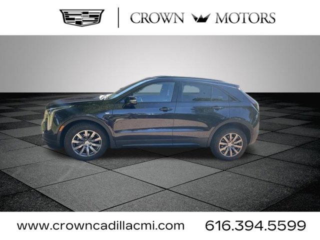 Used 2023 Cadillac XT4 Sport AWD/4WD image 5