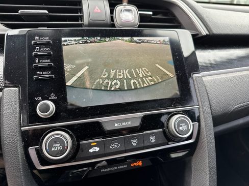 Used 2020 Honda Civic Sport image 28