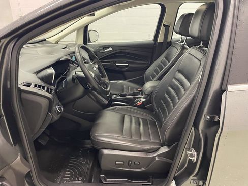 Used 2017 Ford C-MAX Energi Titanium image 10