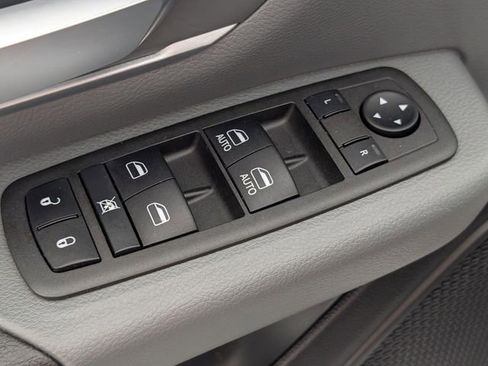 Used 2022 RAM 1500 Big Horn image 11