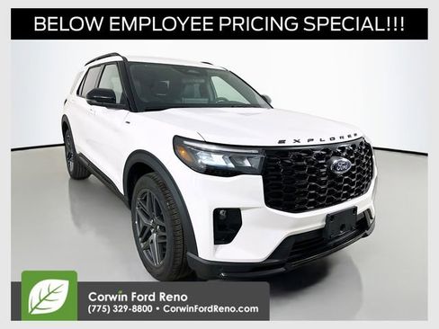 New 2026 Ford Explorer ST-Line w/ ST-Line Street Pack AWD/4WD image 1