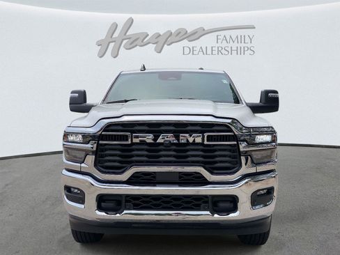 Used 2026 RAM 2500 Big Horn AWD/4WD image 11