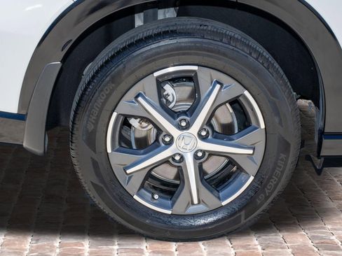 Certified 2024 Honda HR-V EX-L image 41