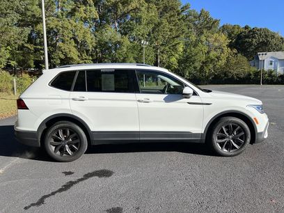 Used 2022 Volkswagen Tiguan SE
