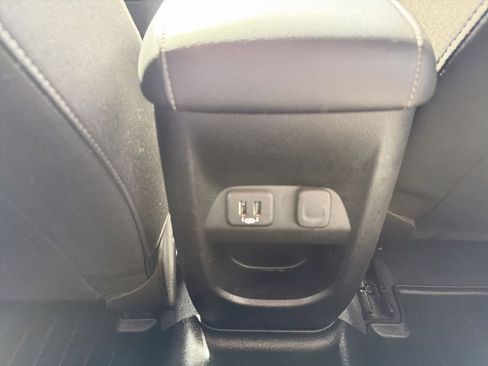 Used 2019 GMC Canyon SLE image 33