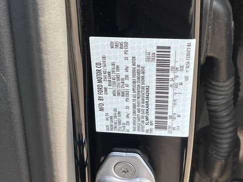 Used 2024 Lincoln Nautilus Reserve image 29