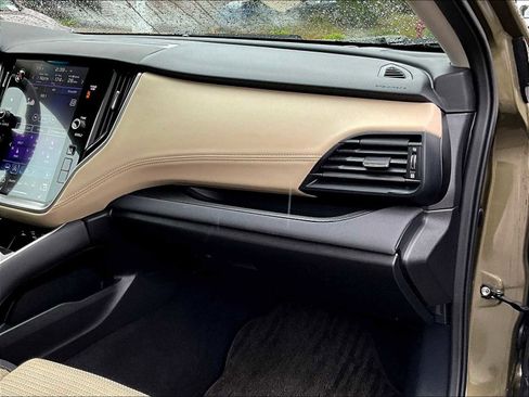 Used 2022 Subaru Outback Premium image 13