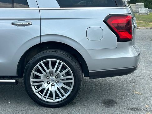 Used 2023 Ford Expedition Limited AWD/4WD image 43