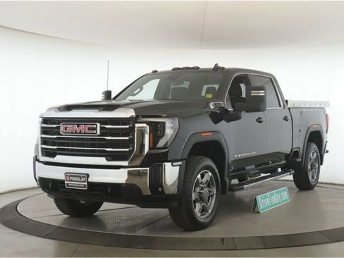 Used 2025 GMC Sierra 2500 SLE image 10