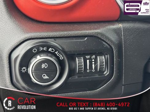 Used 2020 Jeep Gladiator Rubicon w/ Dual Top Group image 52