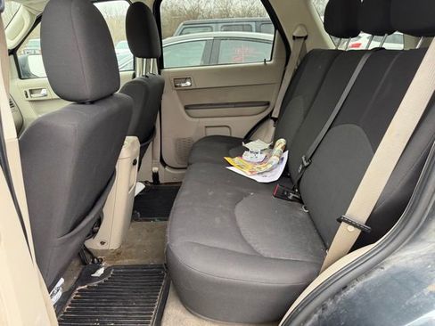 Used 2009 Mercury Mariner 2WD image 8