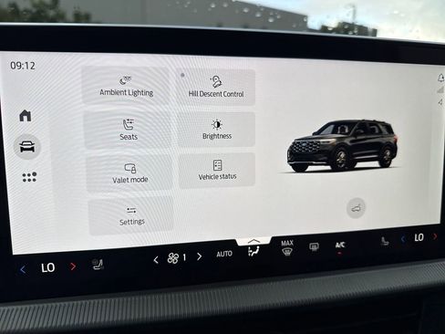 New 2026 Ford Explorer Platinum w/ LUX Leather Package image 29