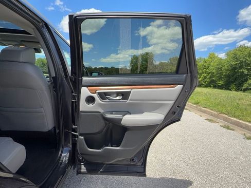 Used 2017 Honda CR-V Touring image 26