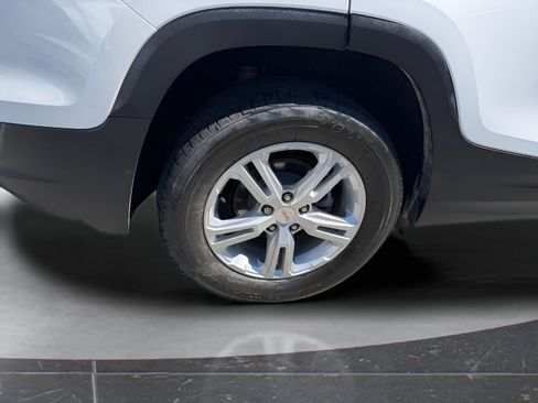 Used 2020 GMC Terrain SLE w/ Driver Convenience Package AWD/4WD image 13