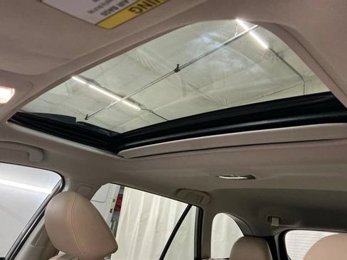 Used 2017 Subaru Outback 2.5i Limited AWD/4WD image 18