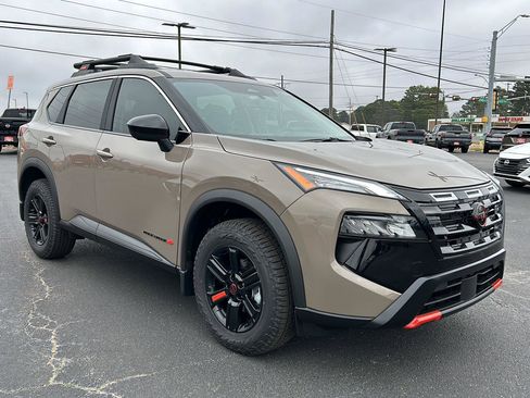 New 2026 Nissan Rogue SV image 8