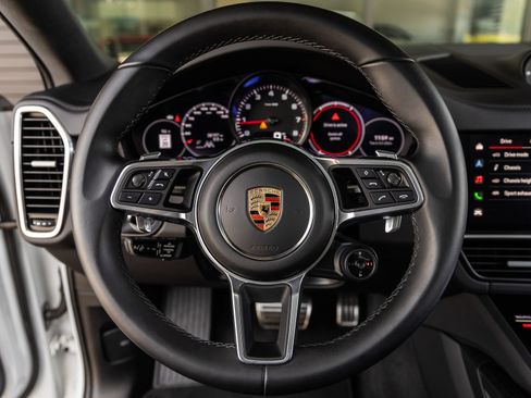 Certified 2023 Porsche Cayenne S AWD/4WD image 29