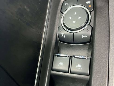 Used 2023 Ford F350 Lariat w/ Lariat Ultimate Package image 21