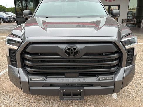 Used 2025 Toyota Tundra SR5 RWD image 9