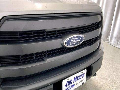 Used 2015 Ford F150 Lariat w/ Equipment Group 502A Luxury AWD/4WD image 7