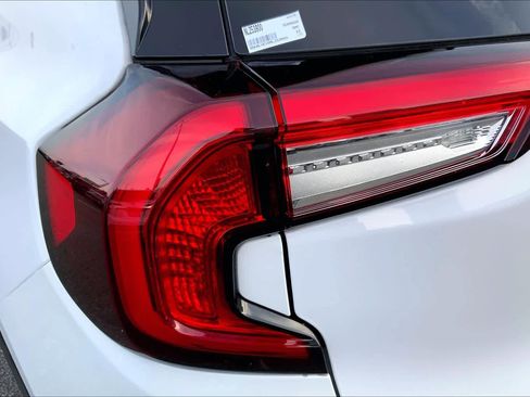 Used 2022 GMC Terrain SLT image 26