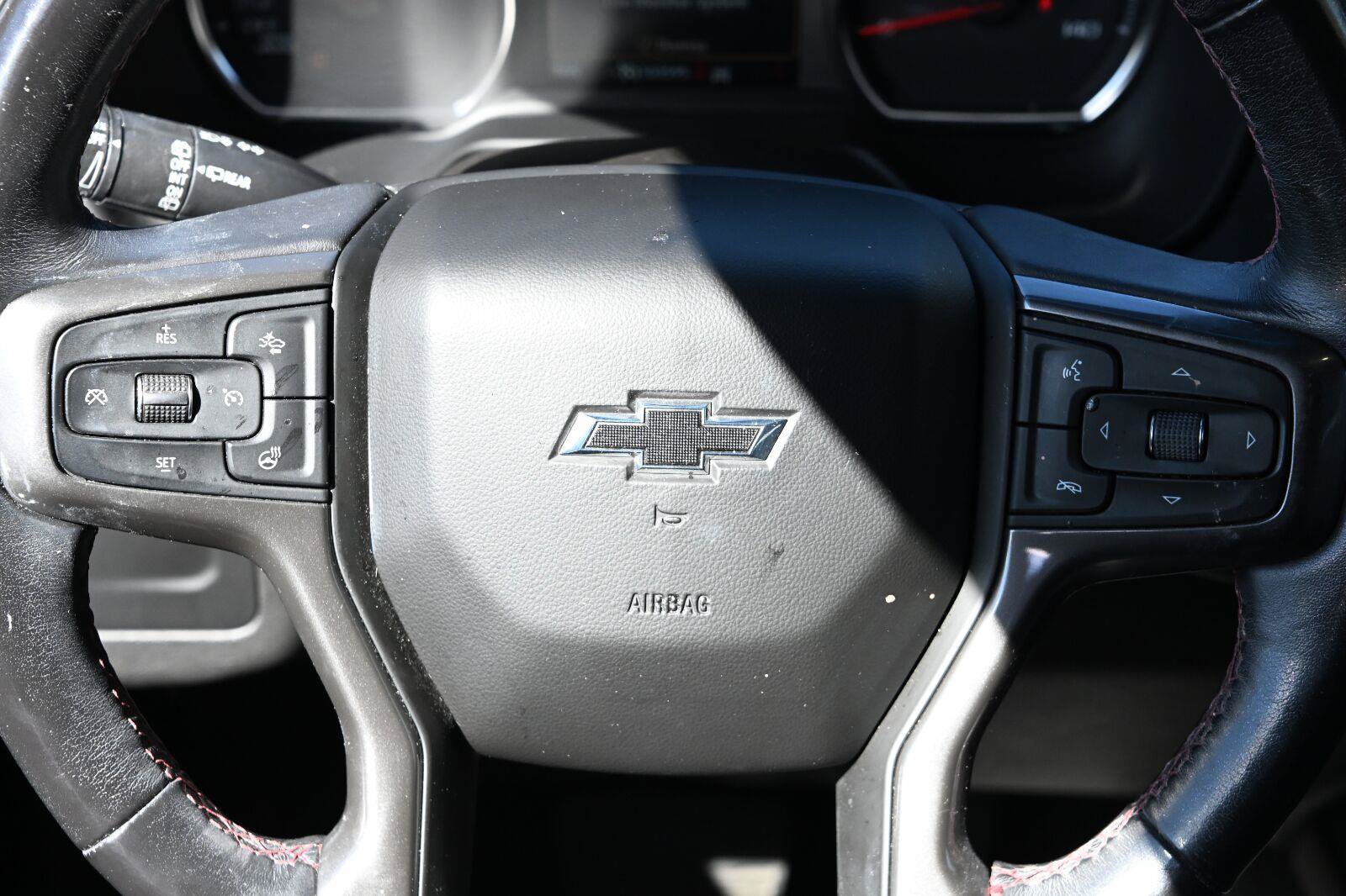 Used 2021 Chevrolet Tahoe RST w/ Luxury Package AWD/4WD image 23