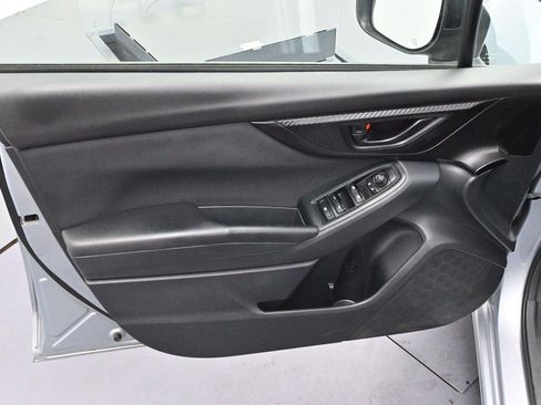Used 2019 Subaru Impreza 2.0i Premium w/ Eyesight & BSD/Rcta & SRF AWD/4WD image 9