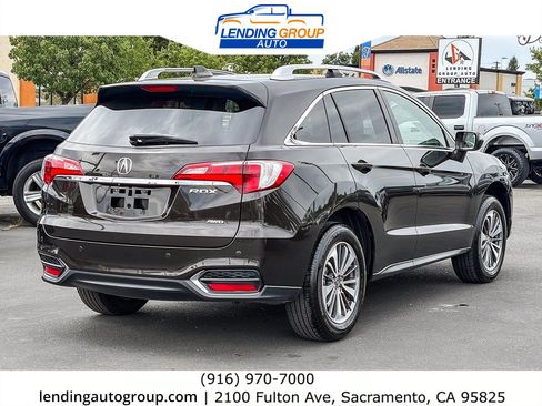 Used 2017 Acura RDX AWD w/ Advance Package image 4
