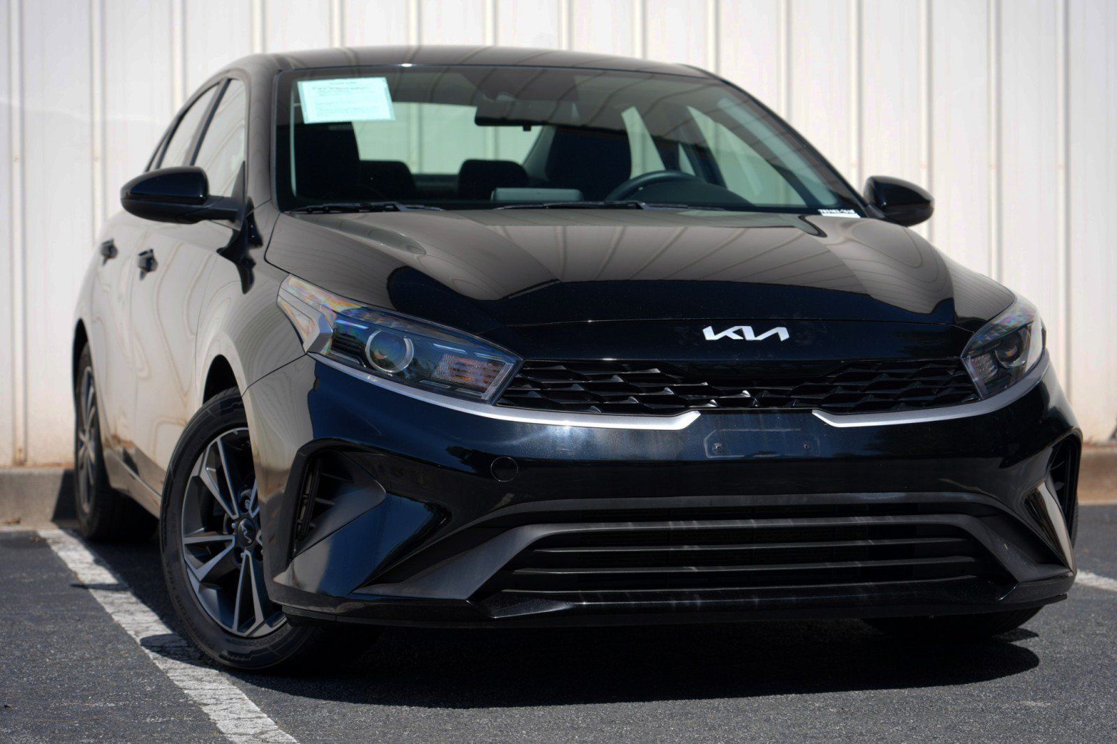 Used 2024 Kia Forte LXS FWD image 2