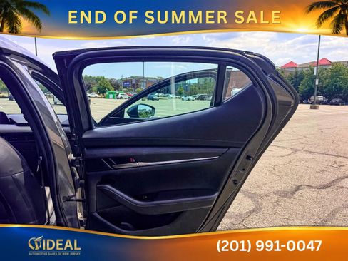 Used 2023 MAZDA MAZDA3 s FWD image 13
