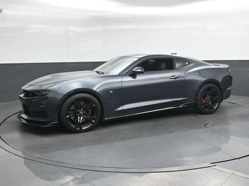 Used 2023 Chevrolet Camaro SS RWD image 8