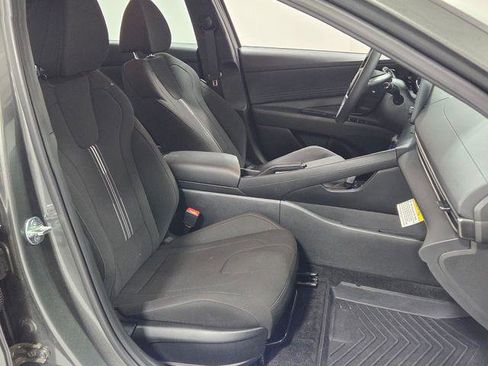 New 2025 Hyundai Elantra Sport FWD image 15