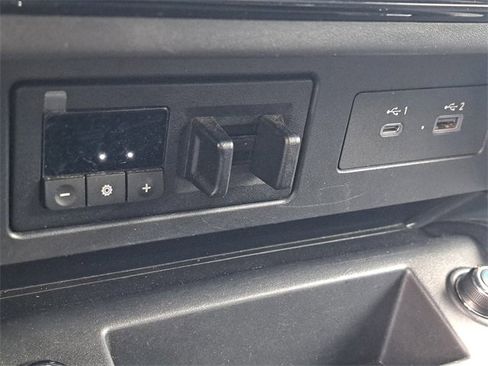 Used 2021 Nissan Titan PRO-4X w/ Pro-4x Convenience Package image 26