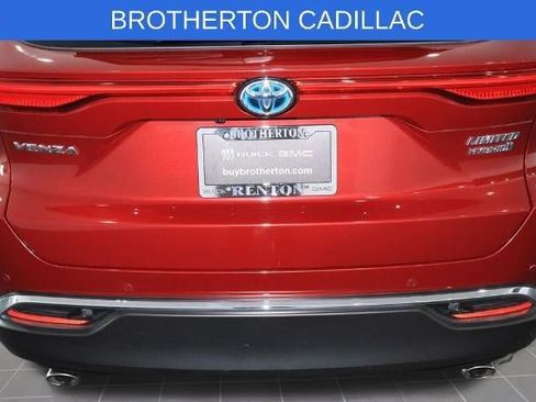 Used 2022 Toyota Venza Limited AWD/4WD image 15