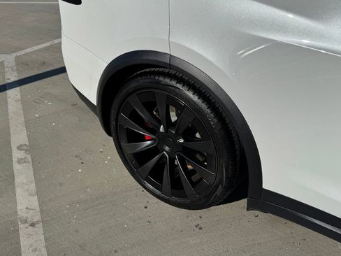 Used 2023 Tesla Model X AWD/4WD image 25