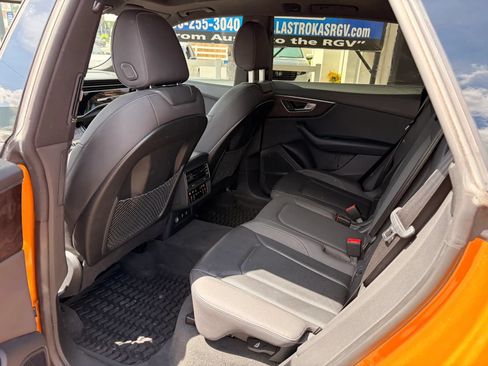 Used 2019 Audi Q8 Premium Plus w/ Premium Plus AWD/4WD image 22